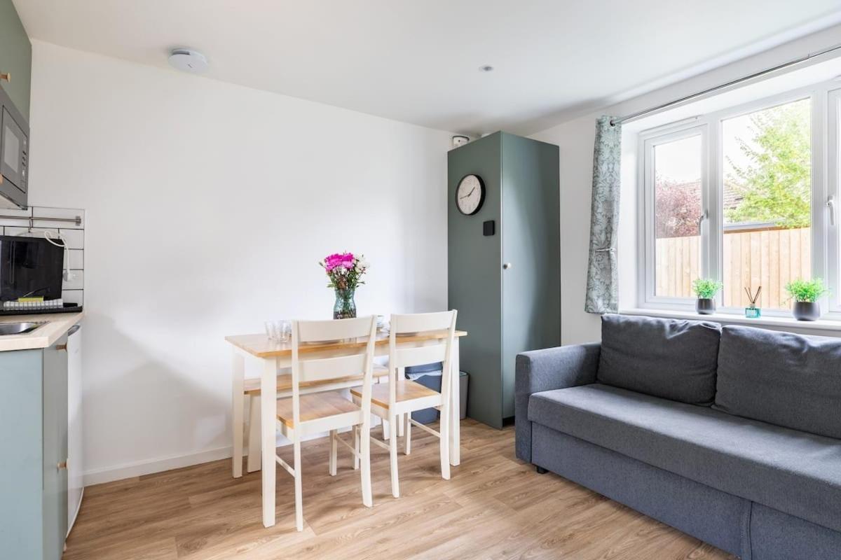 Salisbury Guest Annex 아파트 외부 사진